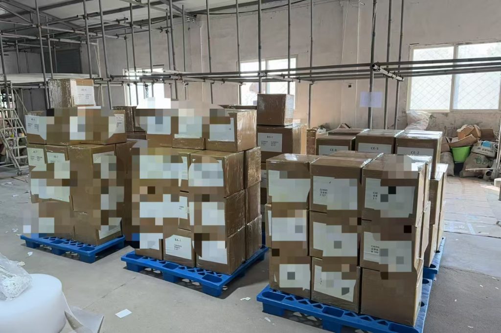 Handmade press-on nails workshop and production support